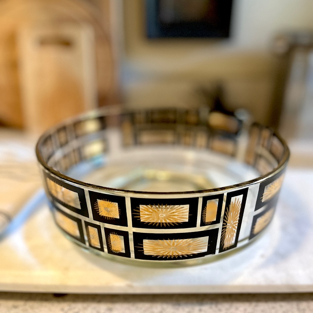 Vintage Jeannette Glass Black’n’Gold Starburst Bowl Almost 9” Wide 60’s-70’s